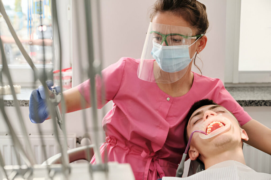 Emergency Dental Care in Huntingburg, Indiana: Why Kelly Family Dentistry is Your Best Choice_2